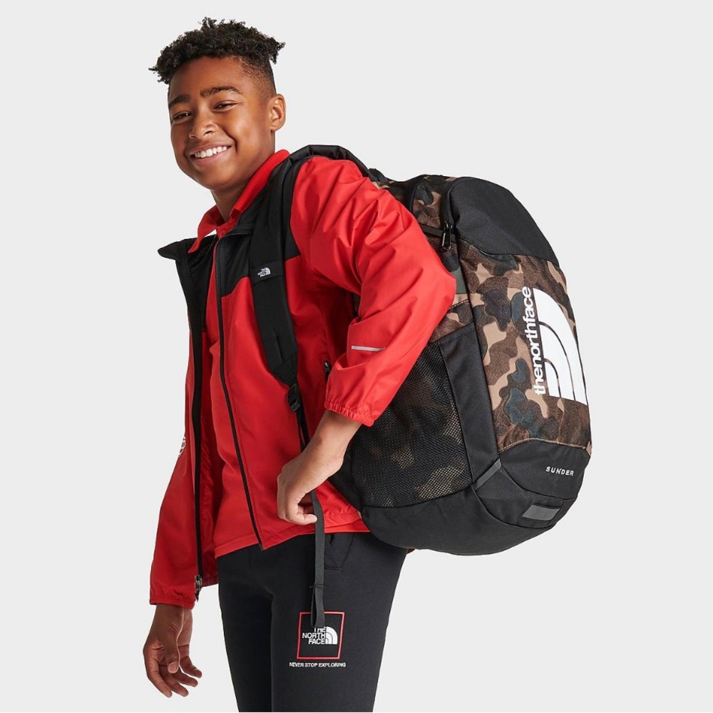 The North Face Sunder
BACKPACK (32L)